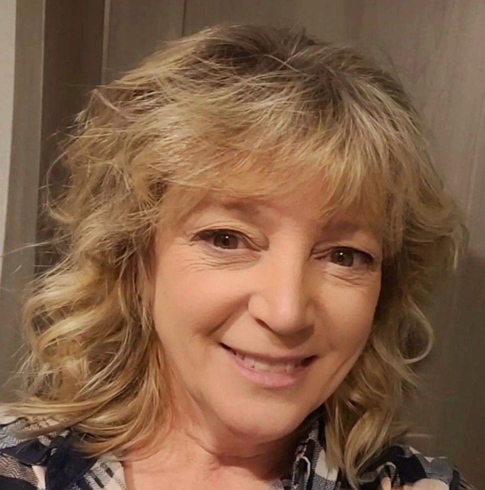 Meet your Posher, Gina